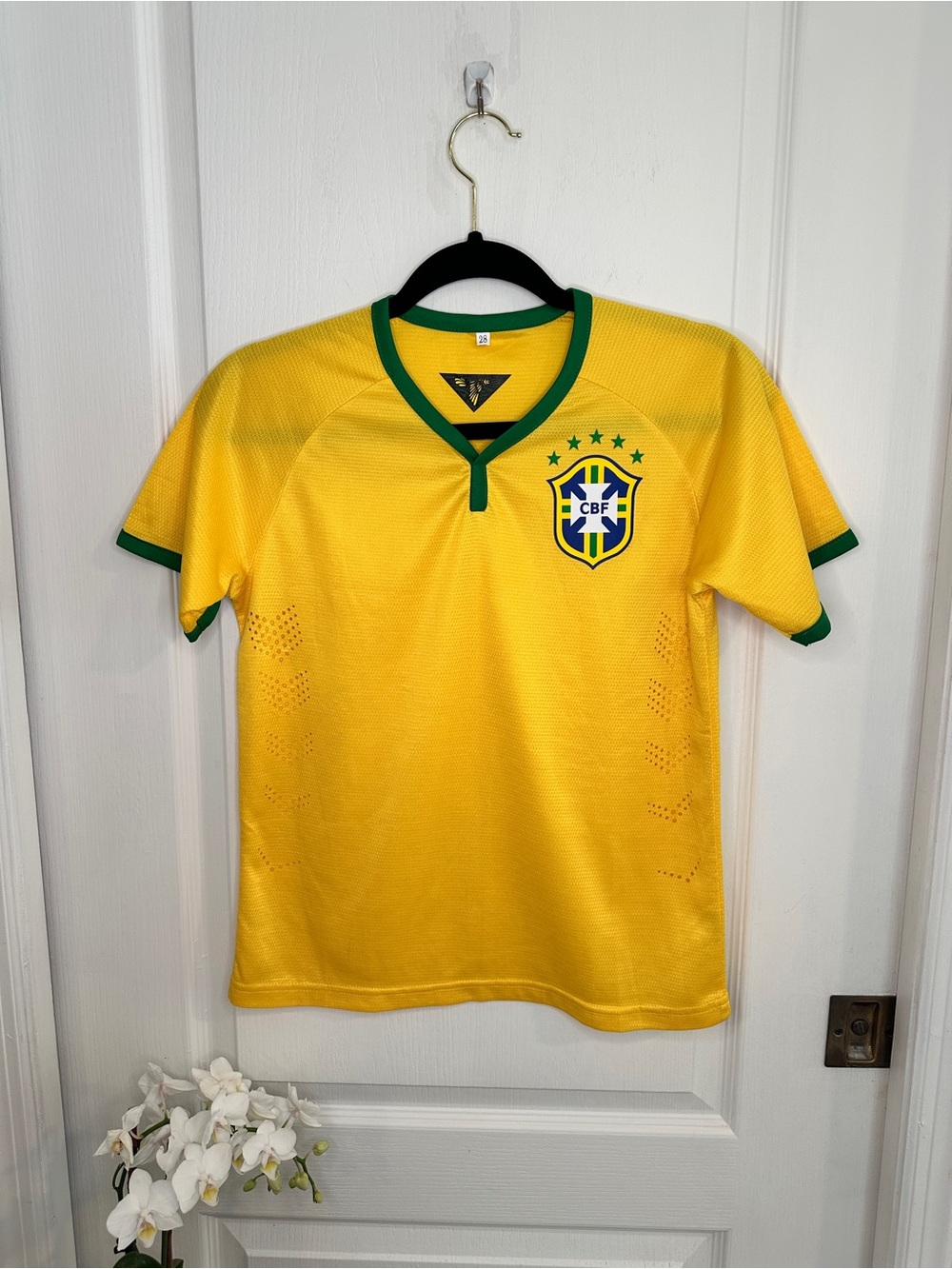 BRASIL Soccer Jersey in Yellow with Green Trim (Y28) (XS)